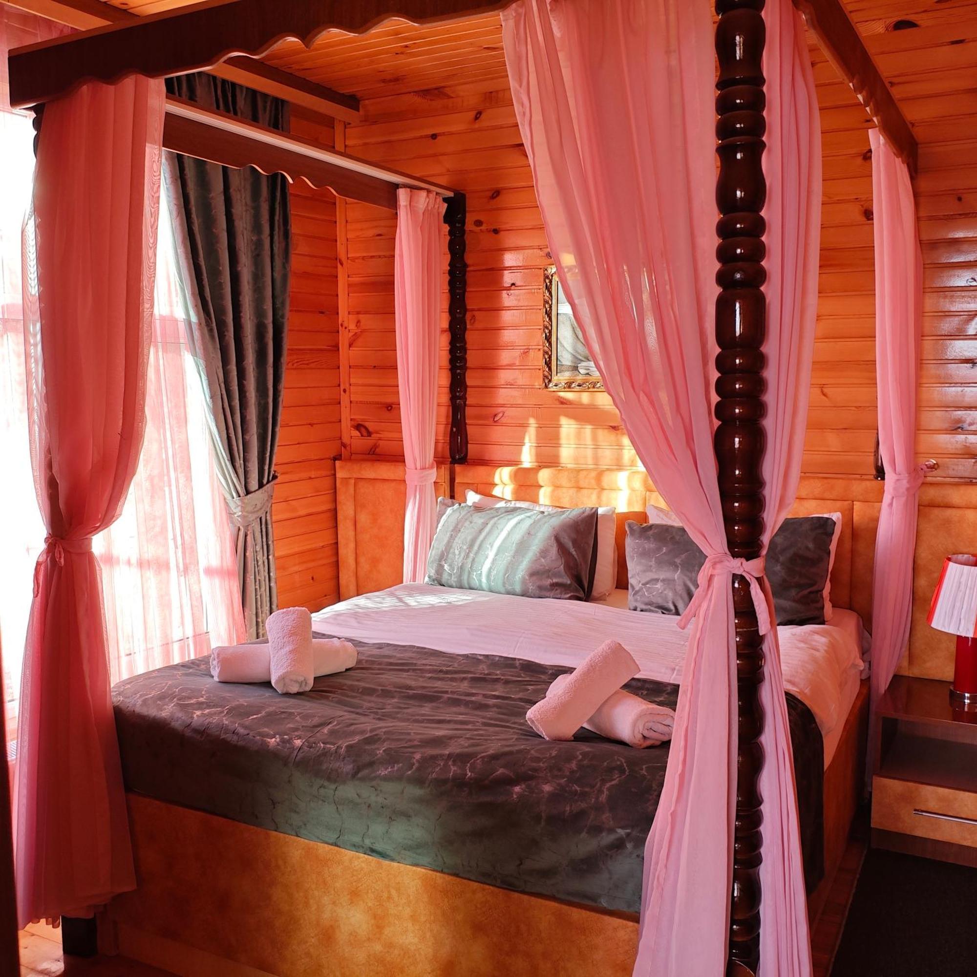 Kungut Hotel & Restaurant Şǝki Dış mekan fotoğraf